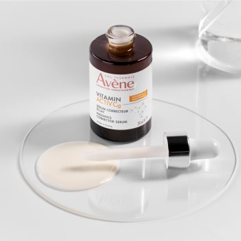 Avène Vitamin Activ Cg Radiance Concentrated Serum ser concentrat pentru o piele mai luminoasa - imagine 3